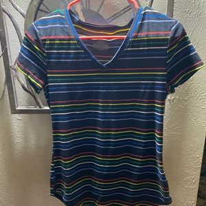 Women’s medium top short sleeve